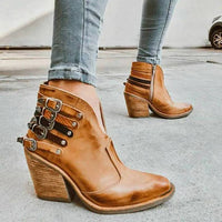 Women's Ankle Boots with V-Cut and Buckle Detail – Léa