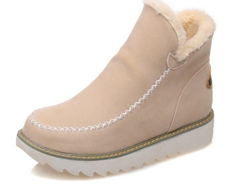 Warm and Comfortable Women's Fleece Boots - Olivia