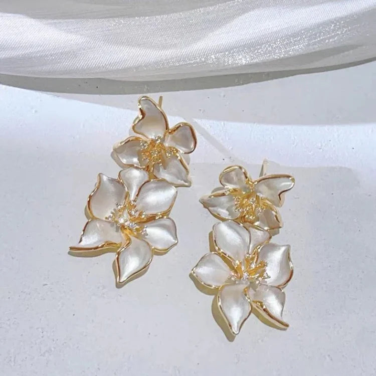 White Flower Pendant Earrings - Florina