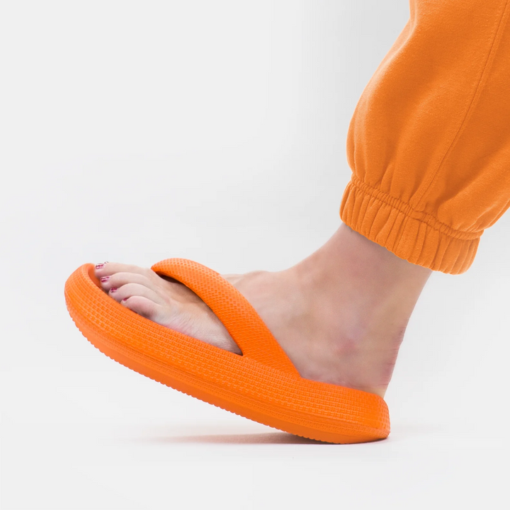Cloud-Soft Unisex Comfort Flip Flops – Leona