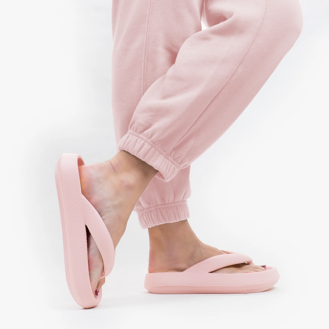 Cloud-Soft Unisex Comfort Flip Flops – Leona