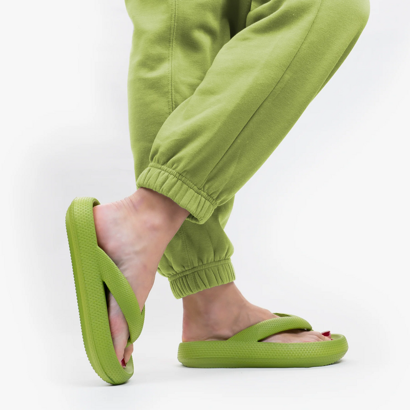 Cloud-Soft Unisex Comfort Flip Flops – Leona