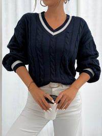Cable-Knit Sweater with Refined Details - Aurora