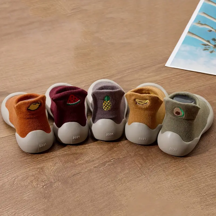 Spring in het Rond met Zeno – Flexibele Barefoot Sneakers voor Kinderen
