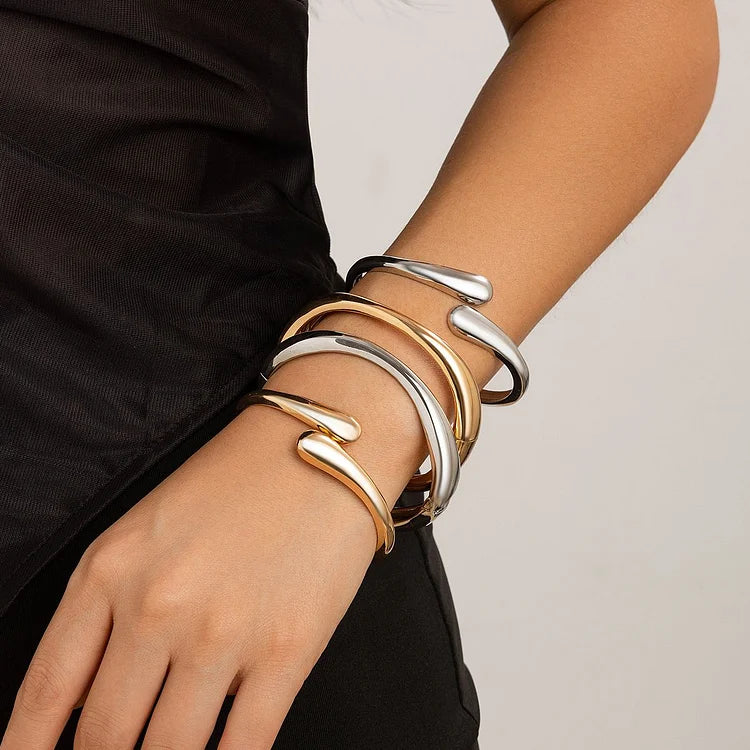 Shiny Cross Bracelet - Celina