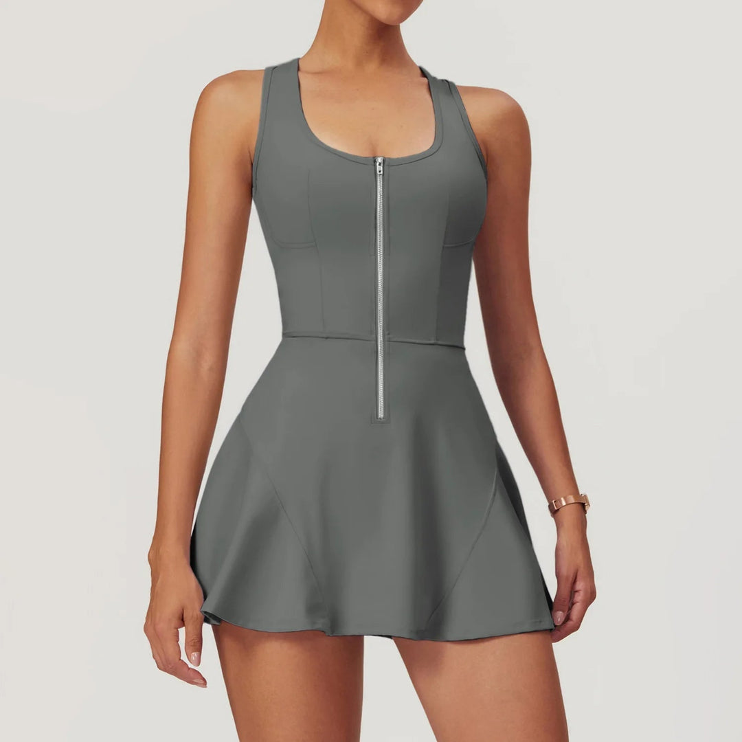 Seamless comfortable sports dress with built-in bra - Nele