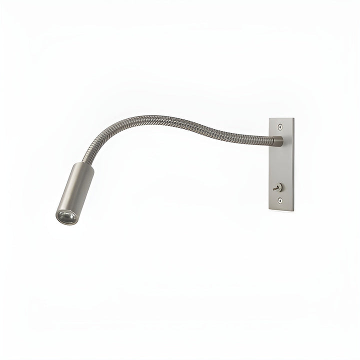 Spiegelbeeldige uitvoering van de zilvergrijze lamp met de wandplaat rechts en de lampkop naar links gericht, op wit. 11