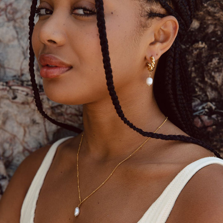 Baroque Pearl Pendant Necklace - Anisa