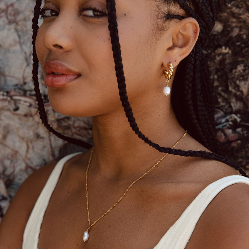 Baroque Pearl Pendant Necklace - Anisa