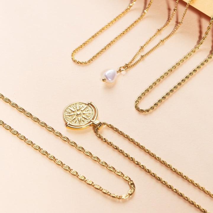 Stylish Sun Pendant Necklace - Aurora