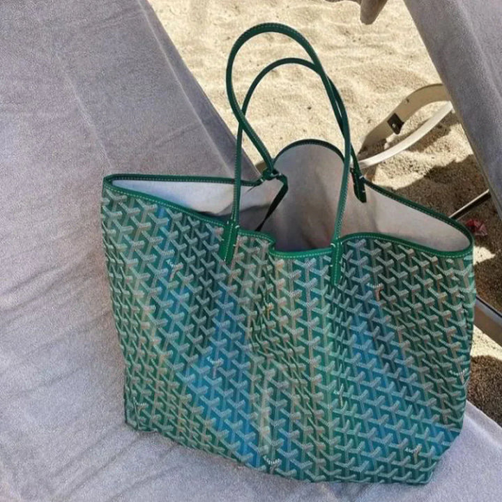 Modern and Stylish Shoulder Bag - Mila