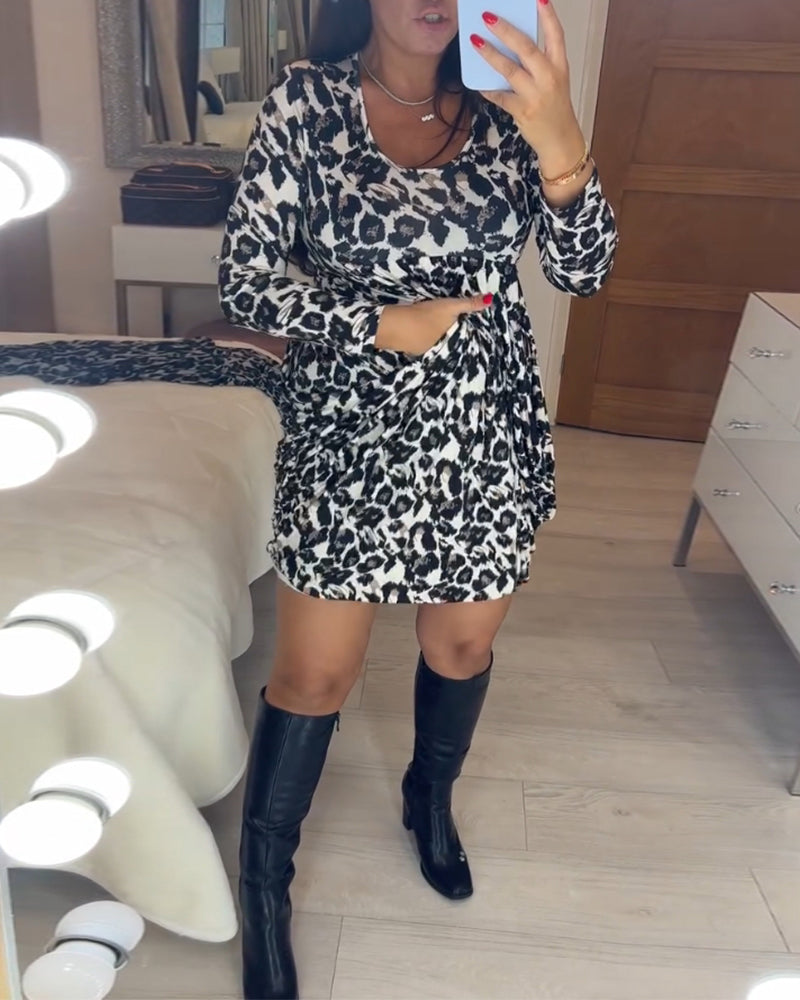 Autumn Dress with Leopard Print – Leona