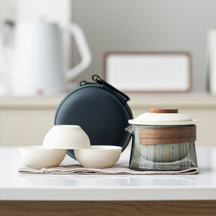 Portable and Stylish Tea Set - SipMate