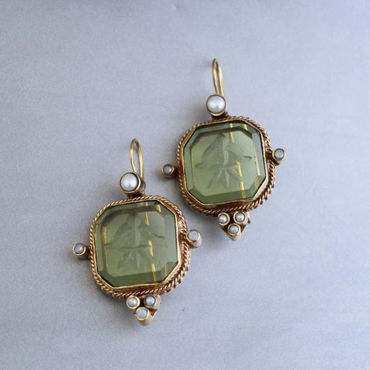 Vintage Groene Oorbellen met Parels - Valeria