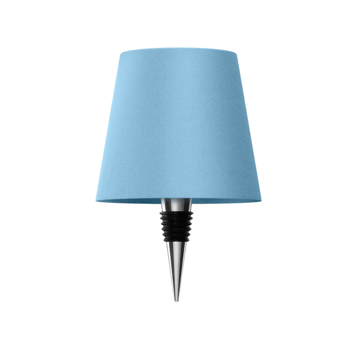 Productfoto van de lichtblauwe lampenkap met metalen flessenstop met zwarte rubberen ringen, op witte achtergrond. 17