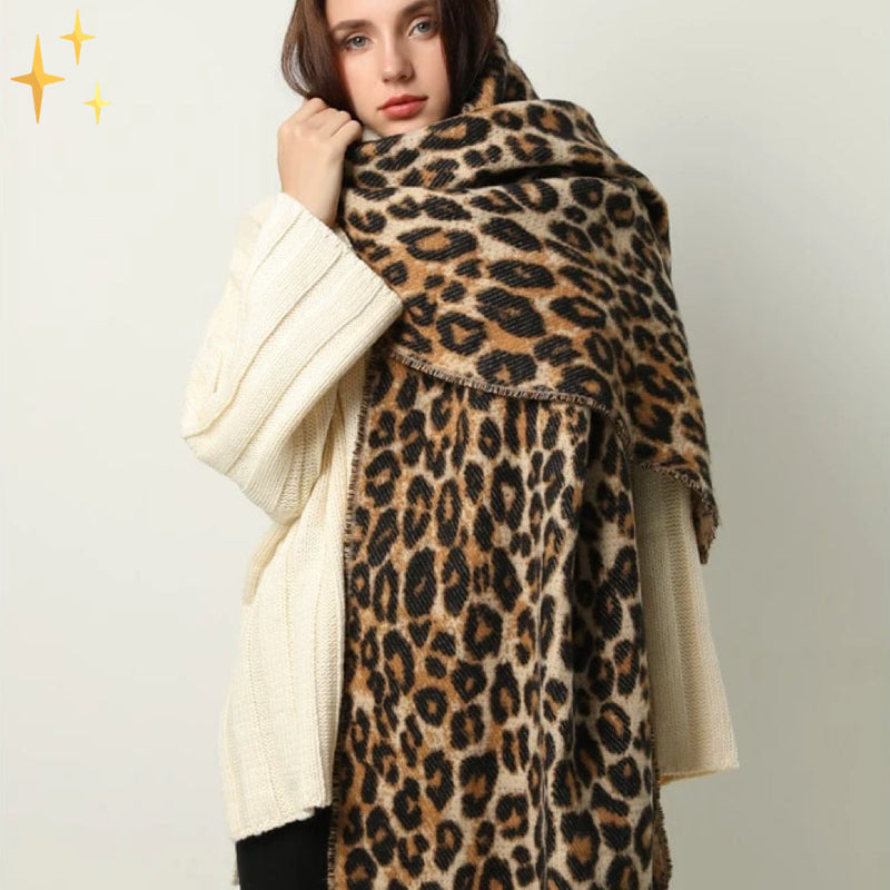 Trendy Luipaardprint XL Wollen Sjaal - Sophia