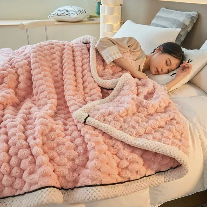 Double-sided Coral Velvet Blanket for Autumn & Winter – TurtleWarm