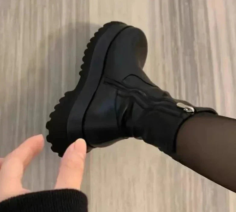 Women's Platform Chelsea Ankle Boots with Warm Lining – Liora