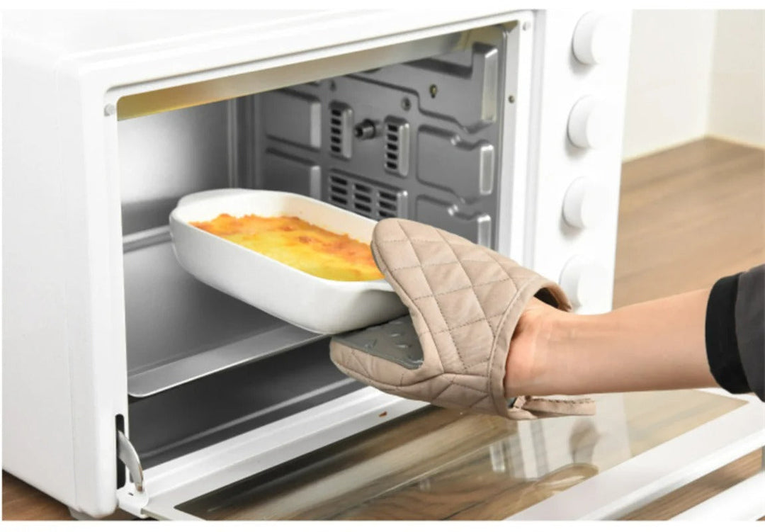 Fish-Shaped Silicone Oven Mitt & Multifunctional Kitchen Helper - Finley