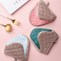 Fish-Shaped Silicone Oven Mitt & Multifunctional Kitchen Helper - Finley