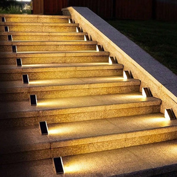 Solar-Powered Stair Lighting - SoluStep