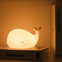 Urocza lampka nocna wieloryb z zmianą koloru - GlowWhale