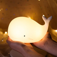 Urocza lampka nocna wieloryb z zmianą koloru - GlowWhale
