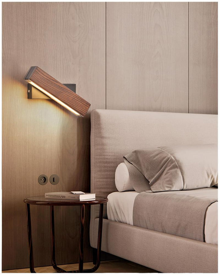 Drewniana lampa ścienna LED z funkcją obrotu - Twilight Pivot
