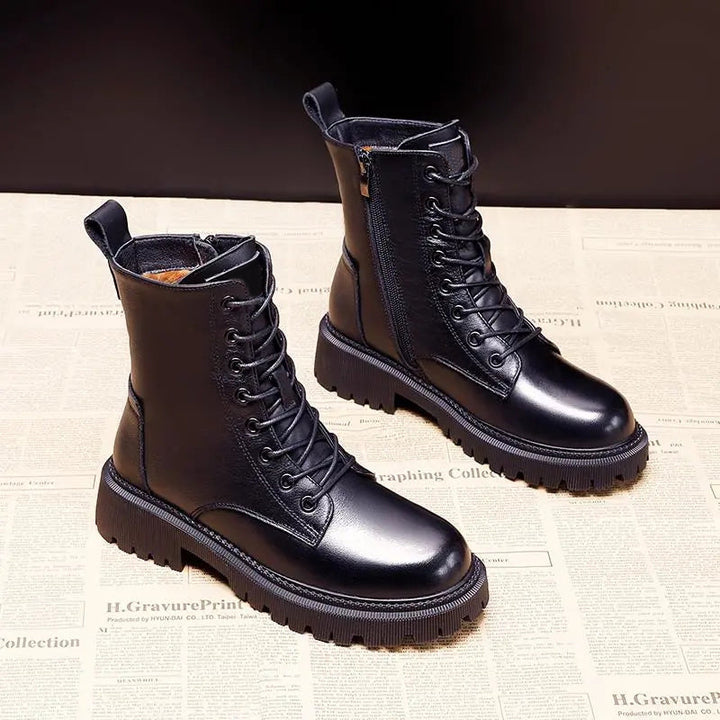 Trendy Black Women's Winter Boots - Yara