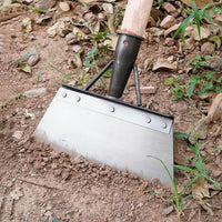 Multifunctional Cleaning Scoop with Scraper Function - Gravo