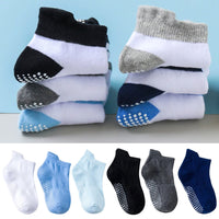 6 Pairs of Non-Slip Baby Socks – Finn