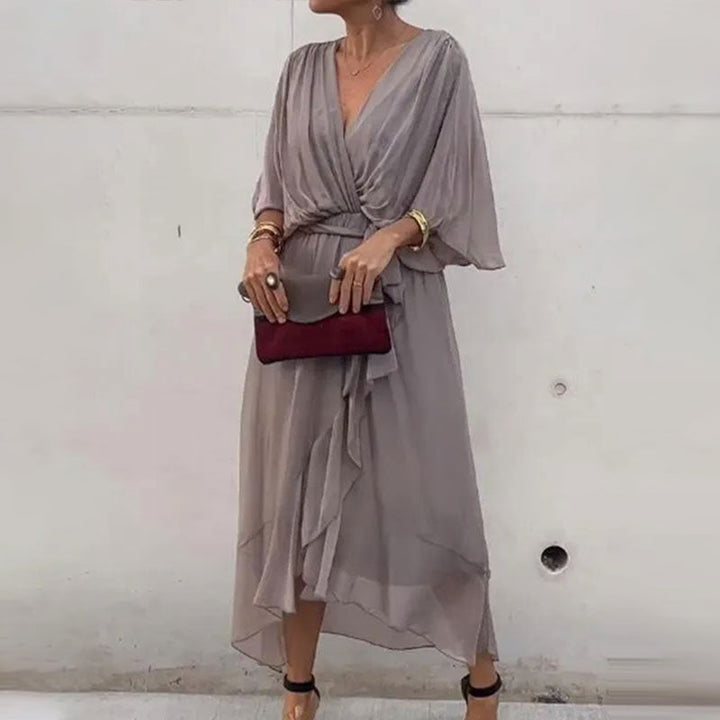 Flowing Maxi Dress with V-Neck – Elara