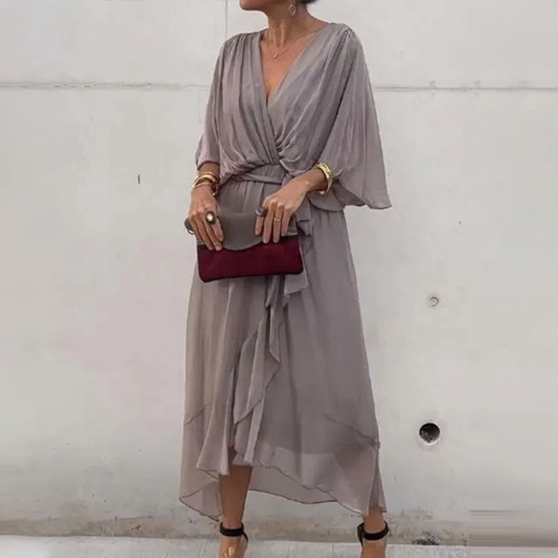 Flowing Maxi Dress with V-Neck – Elara
