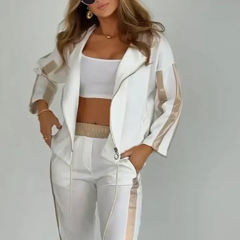 Striped women's tracksuit with hood and waistband – Cosima