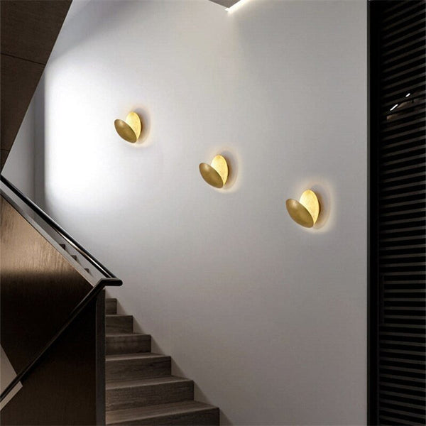 Wall Lamp with Magical Moon Glow - Lunora