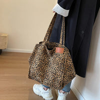 Oversized Canvas Shoulder Bag with Leopard Print - Lila