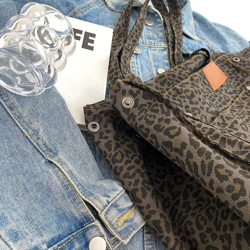 Oversized Canvas Shoulder Bag with Leopard Print - Lila
