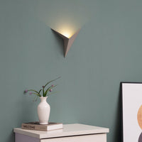 Modern Triangular Wall Lamp - TrigoLux