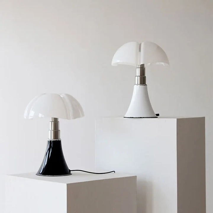 Stylish Floral Table Lamp – Fleur
