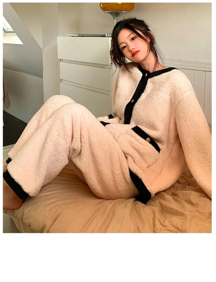 Jasmijn Fluff Pajama Duo | Warm & Comfy