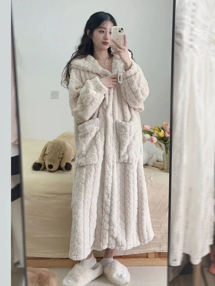 Amy Nightfall Bathrobe | Comfy & Warm