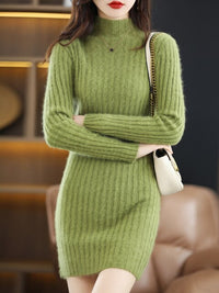 Chantal Velvet Dress | Classic and Beautiful