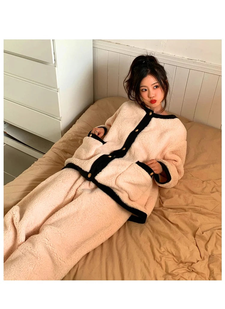 Jasmijn Fluff Pajama Duo | Warm & Comfy