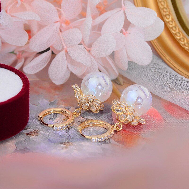 Pearl Earrings™
