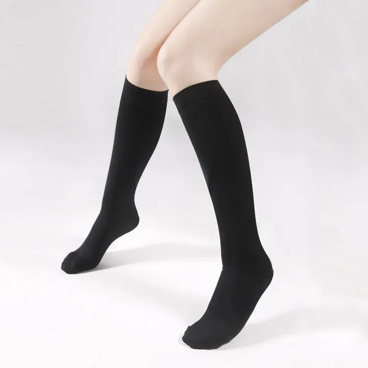 Danique Knee Socks | Warm & Stylish
