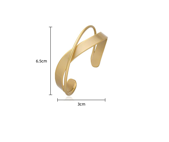 Beautiful European Bracelet | Available in silver and gold!