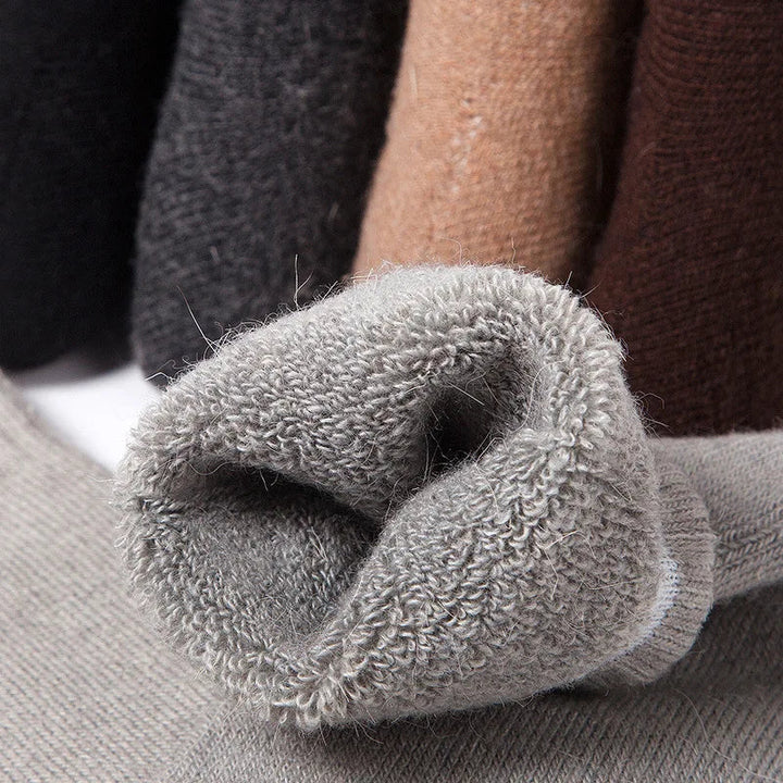 Aleid Fluffy Socks | Warm & Soft