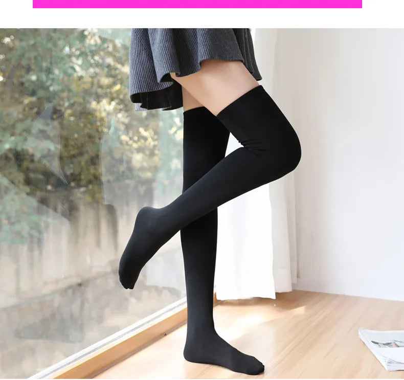 Danique Knee Socks | Warm & Stylish
