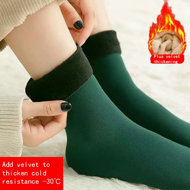 Danique Knee Socks | Warm & Stylish