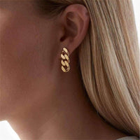 Gold Chain Earrings | Complete your outfit with these beautiful earrings